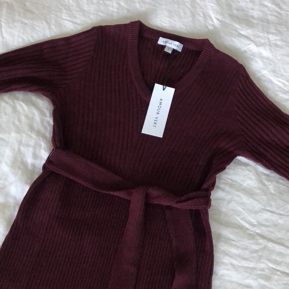 AMOUR VERT Mila Sweater Dress - Picture 5 of 7